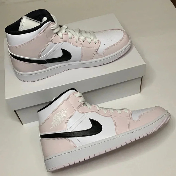 Jordan 1 Mid Sneakers Barely Rose Violet - Picture 2 of 8